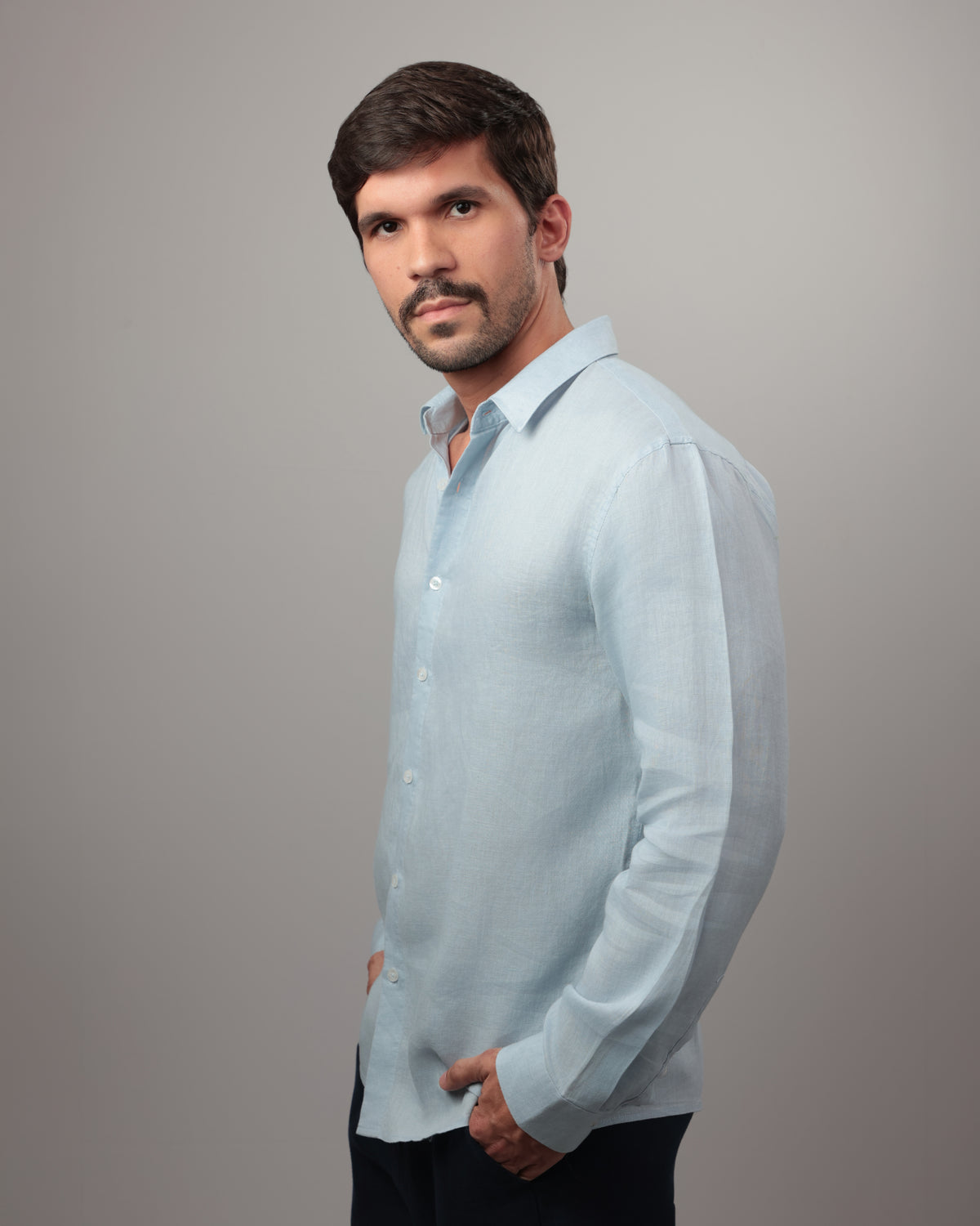 CAMISA MASCULINA 100% LINHO - PREÁ